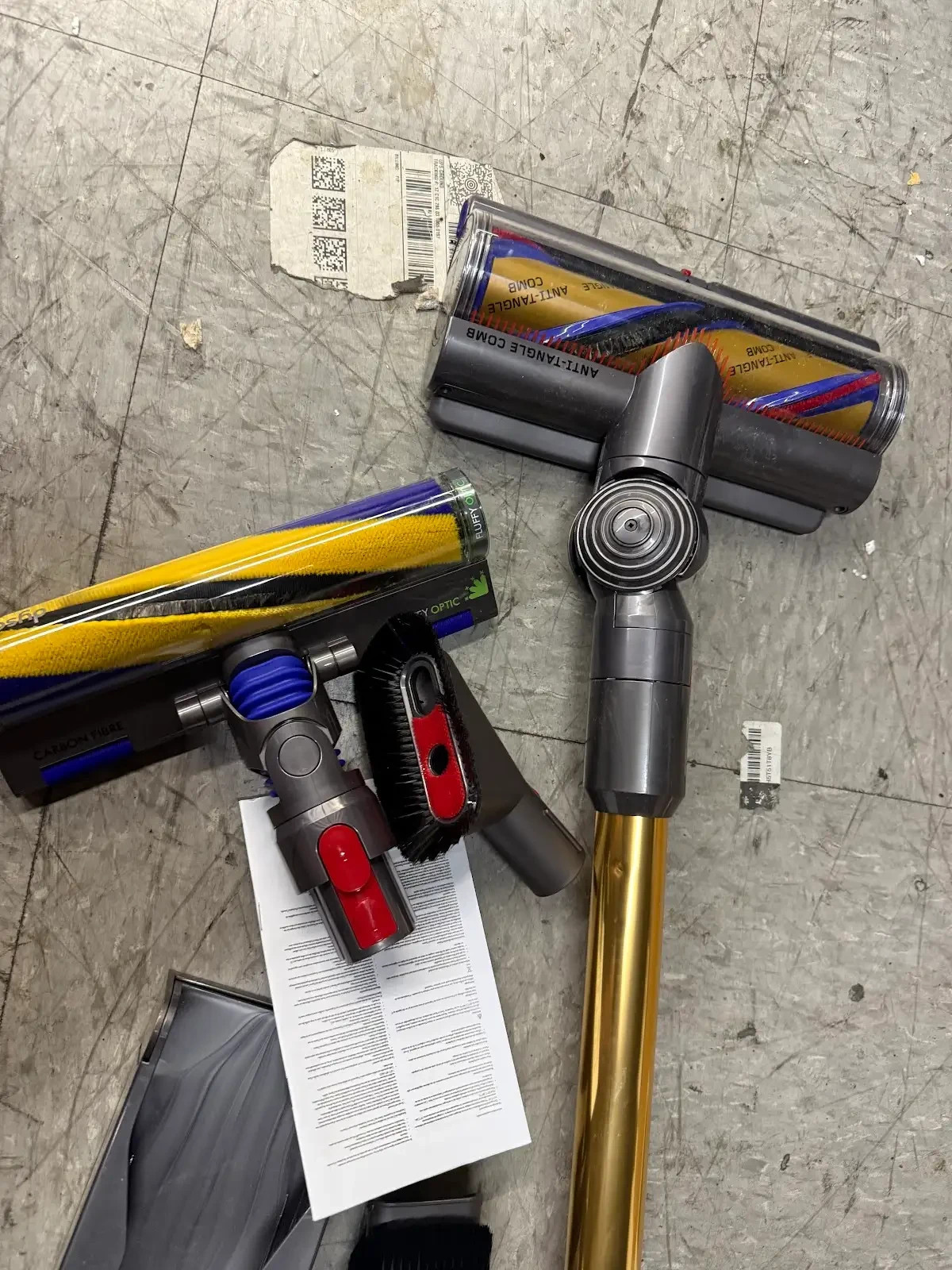 DYSON V15 DETECT ABSOLUTE CORDLESS STICK VACUUM CLEANER FACTORY REFURBISHED