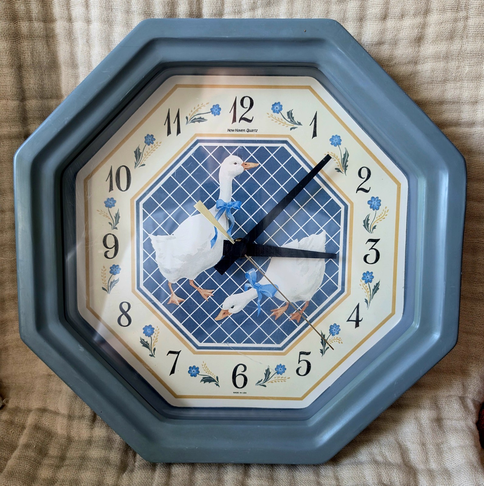 Vintage 1980s New Haven Quartz Country Goose Wall Clock Cottagecore Octagon