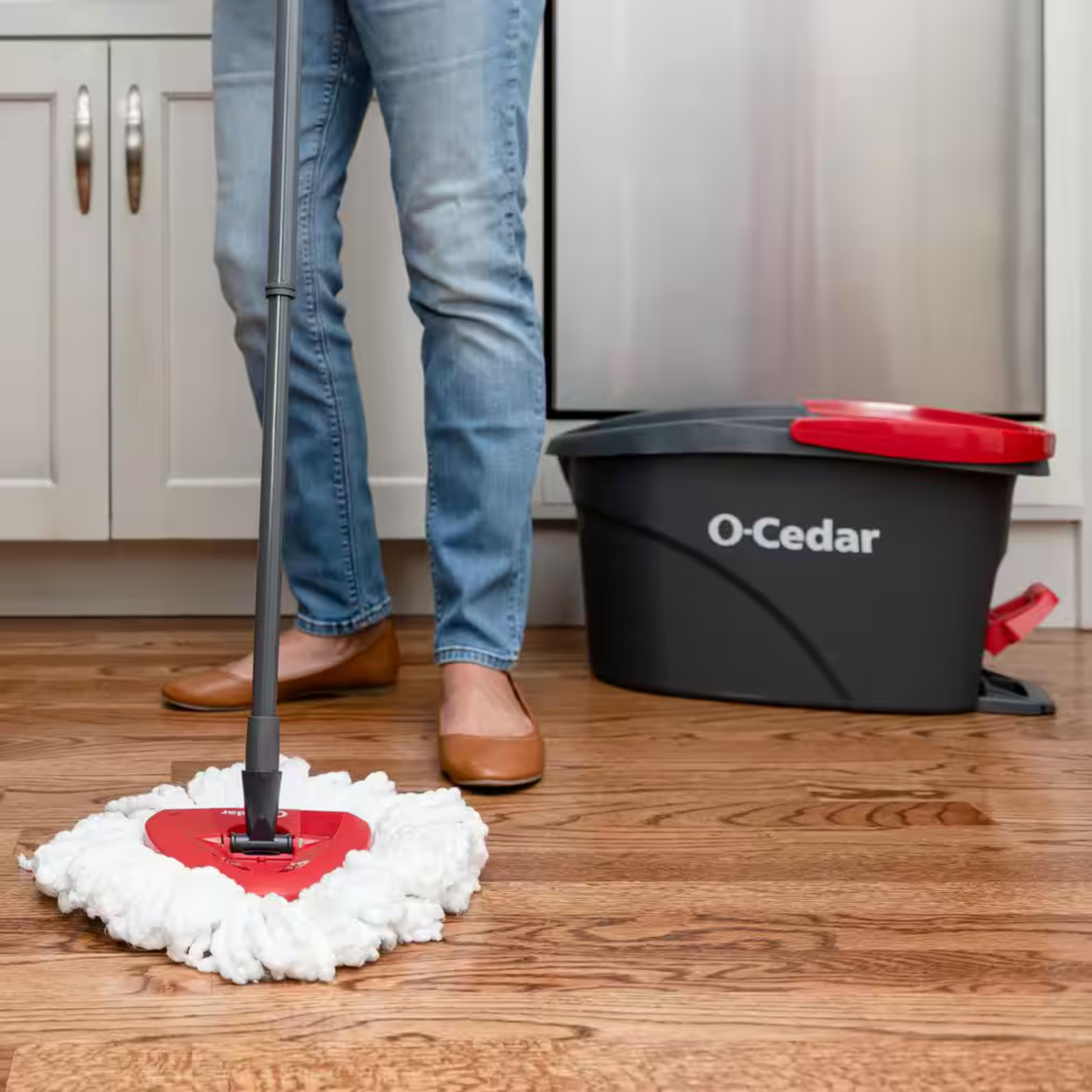 O-Cedar Easywring Floor Cleaning System with Bucket and Microfiber Spin Mop