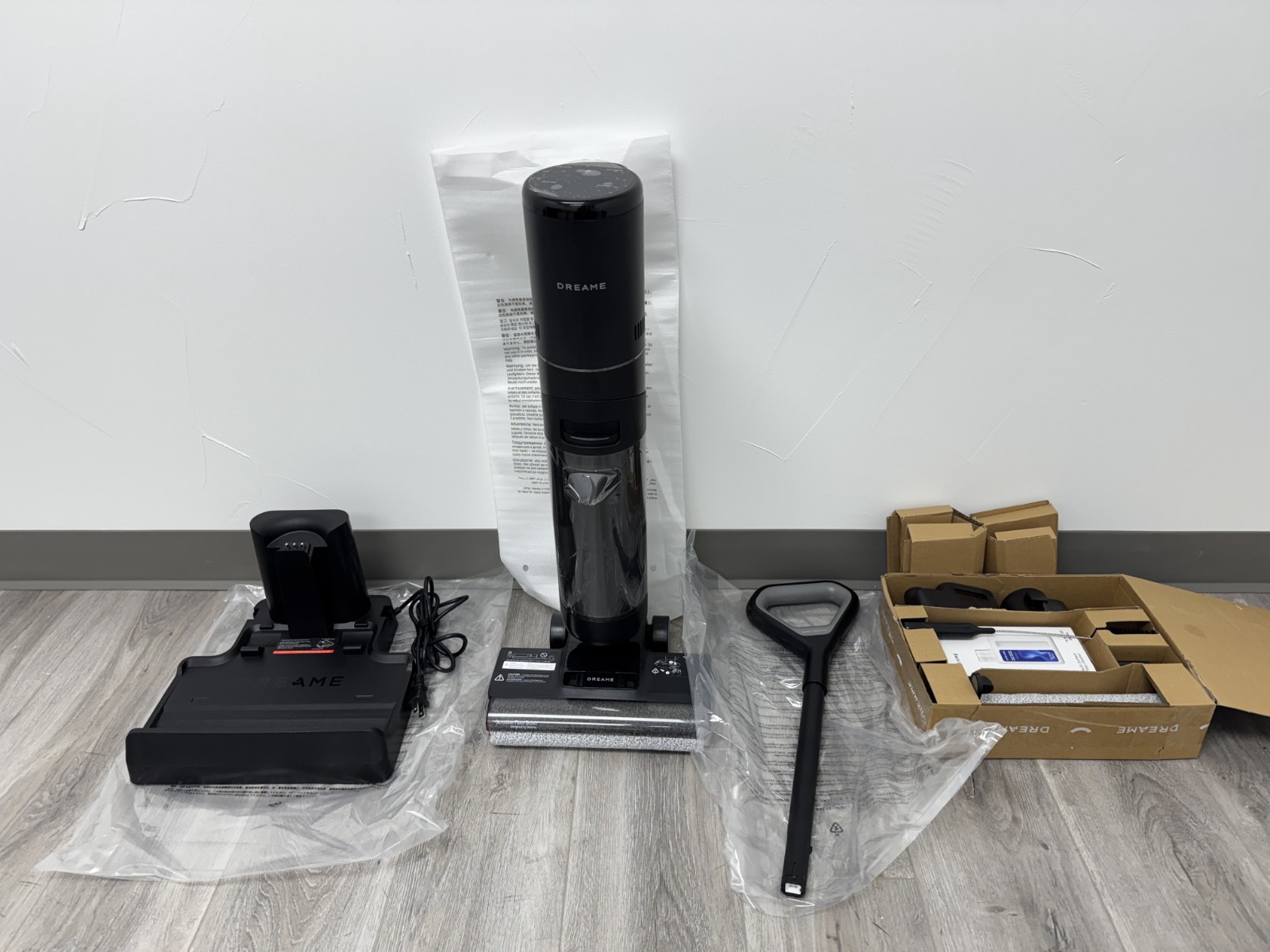 DREAME H12 PRO Wet Dry Vacuum Cleaner Cordless Floor Cleaner Cleaning Solution