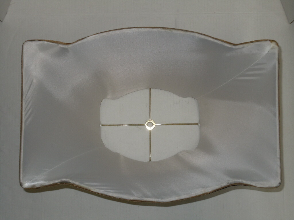 BEAUTIFUL SHANTUNG GOLD PLEATED SILK FABRIC RECTANGULAR LAMP SHADE SOME FLAWS