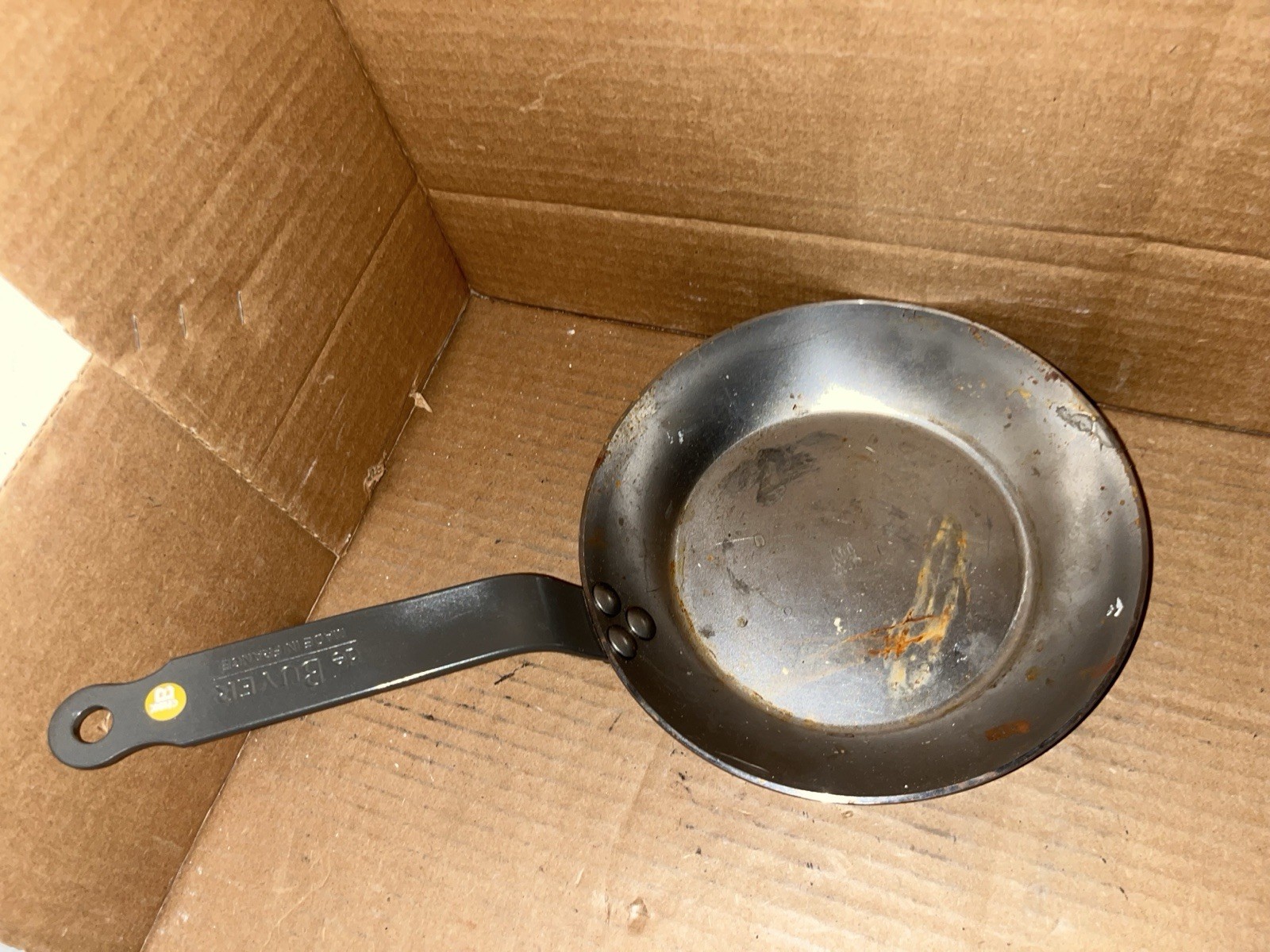 De Buyer MINERAL B Carbon Steel 8″ Omelette Pan Made in France(B)