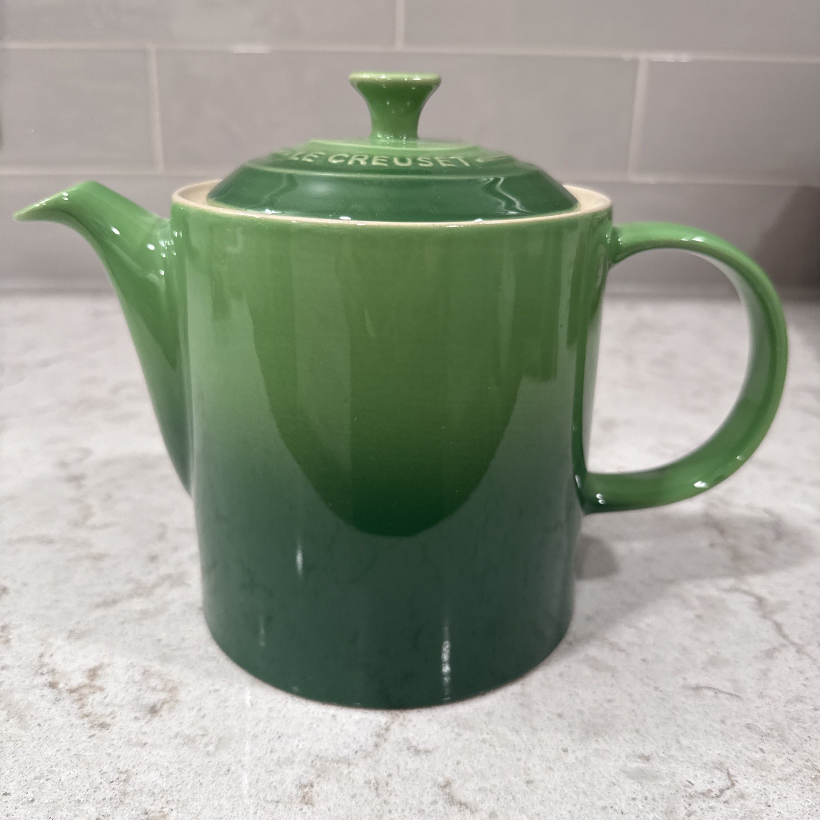 Le Creuset Medium Grand Teapot 1.3L 1.4QT BAMBOO Green Stoneware Glazed NEW