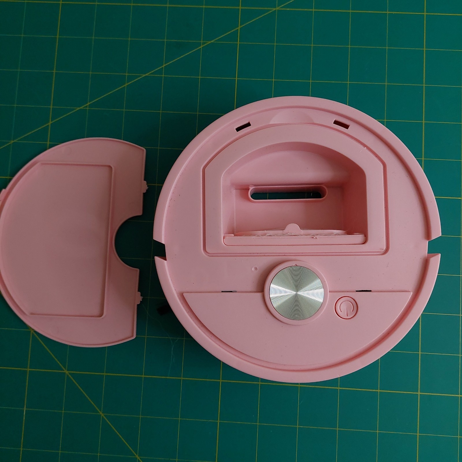 Smart Life Sweeping Robot Vacuum Cleaner Rechargeable 6″ Open Box