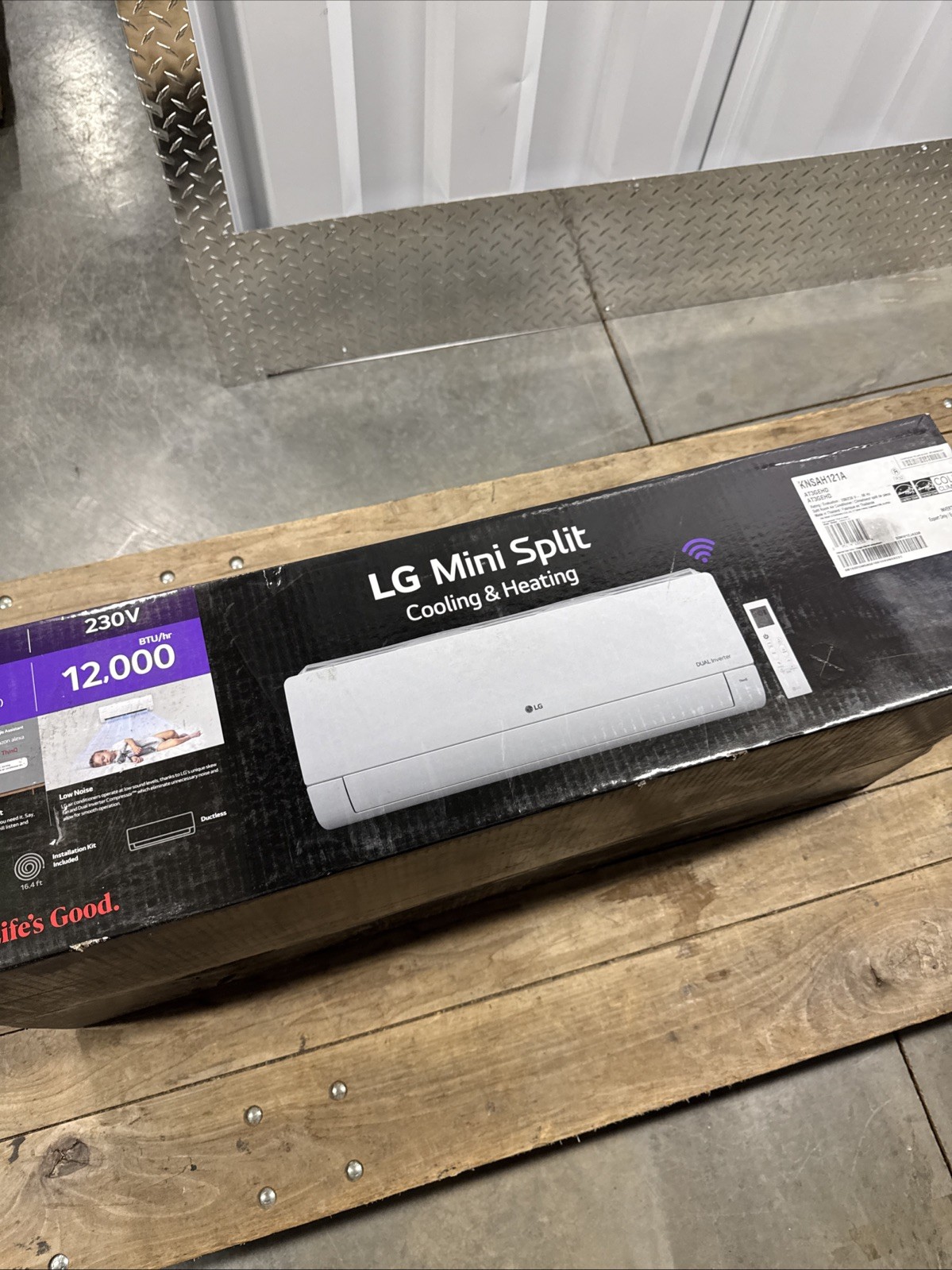 LG Indoor 12000 BTU 20 SEER2 Wi-Fi Ductless Mini Split Heat Pump Air Conditioner