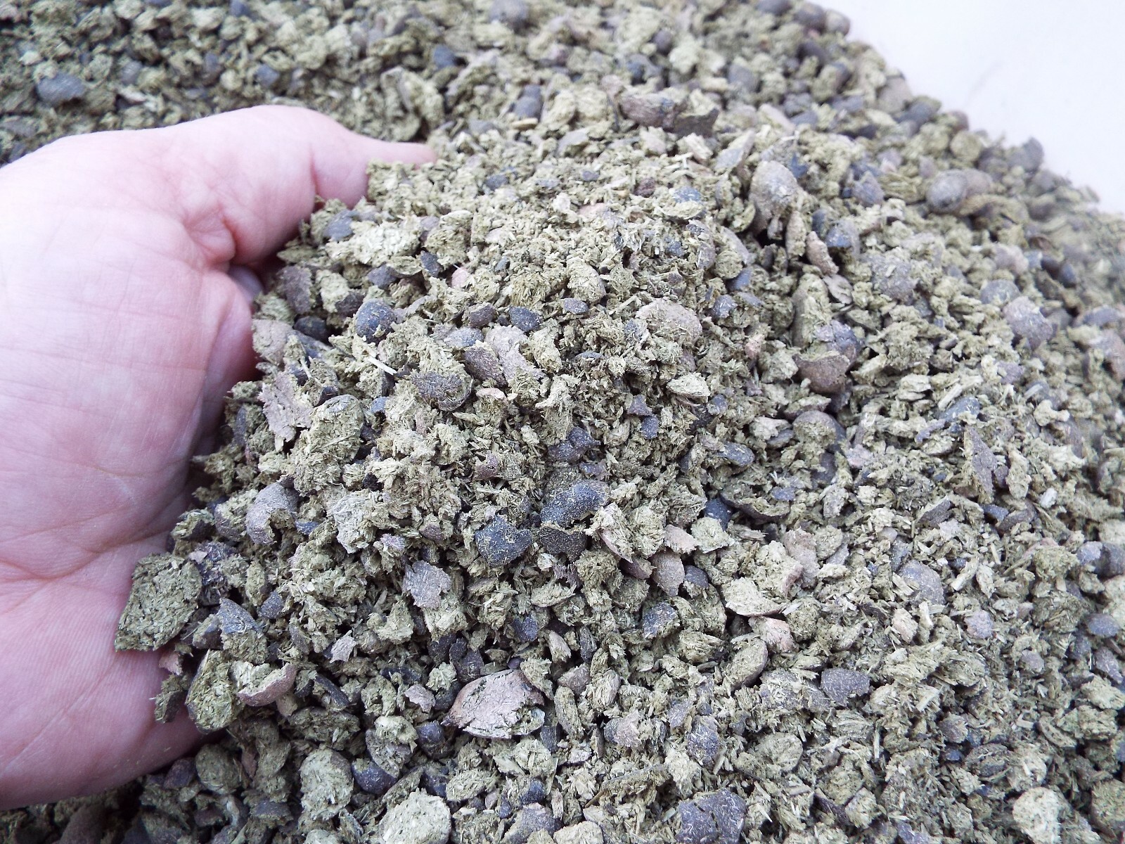 Dried Sheep Manure – Crushed – One (1) Pound – Well Crushed Ready for Use