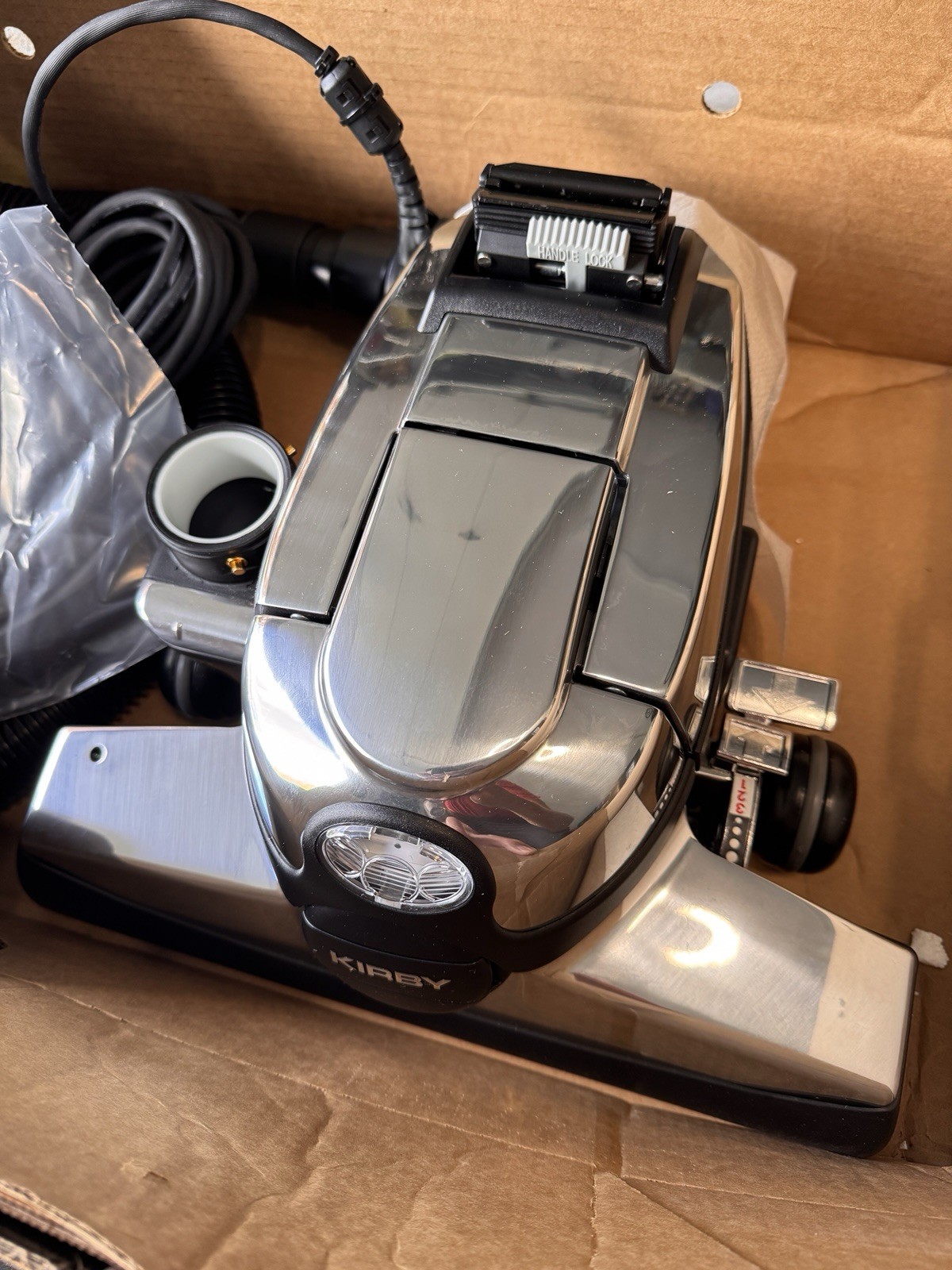 Kirby Avalir Platinum Vacuum w/Attachments Surface Shampoo System (READ) 220V