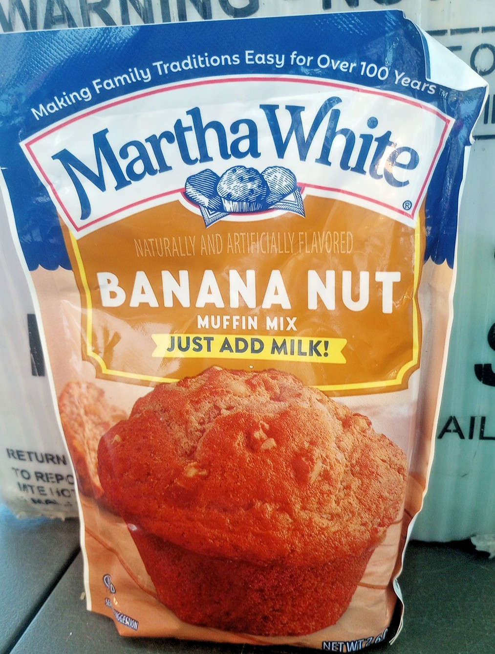 Martha White Banana Nut Muffin Mix 7.6 oz (215 g)