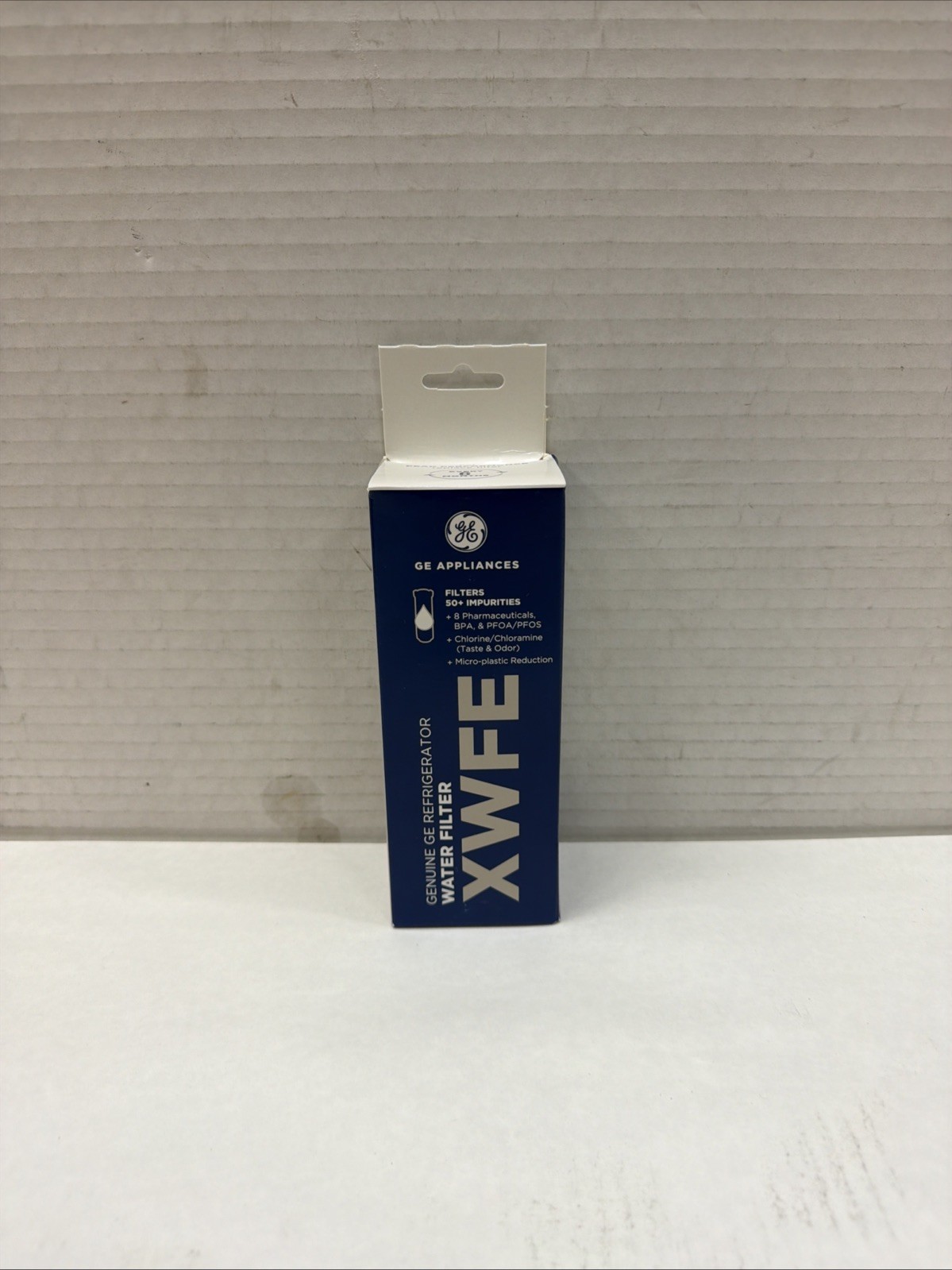 GE XWFE Refrigerator Water Filter Genuine Replacement Cartridge New No Chip