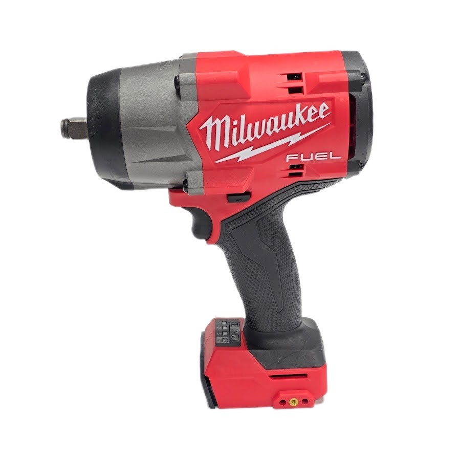 Milwaukee 2967-20 M18 FUEL 1/2″ High Torque Impact Wrench w/ Friction Ring