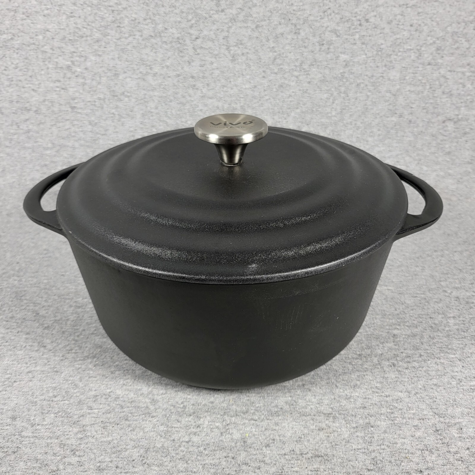 VIVO Villeroy & Boch Group Black Cast Iron Casserole Dutch Pot 4.5 Qt 4.2 Liters