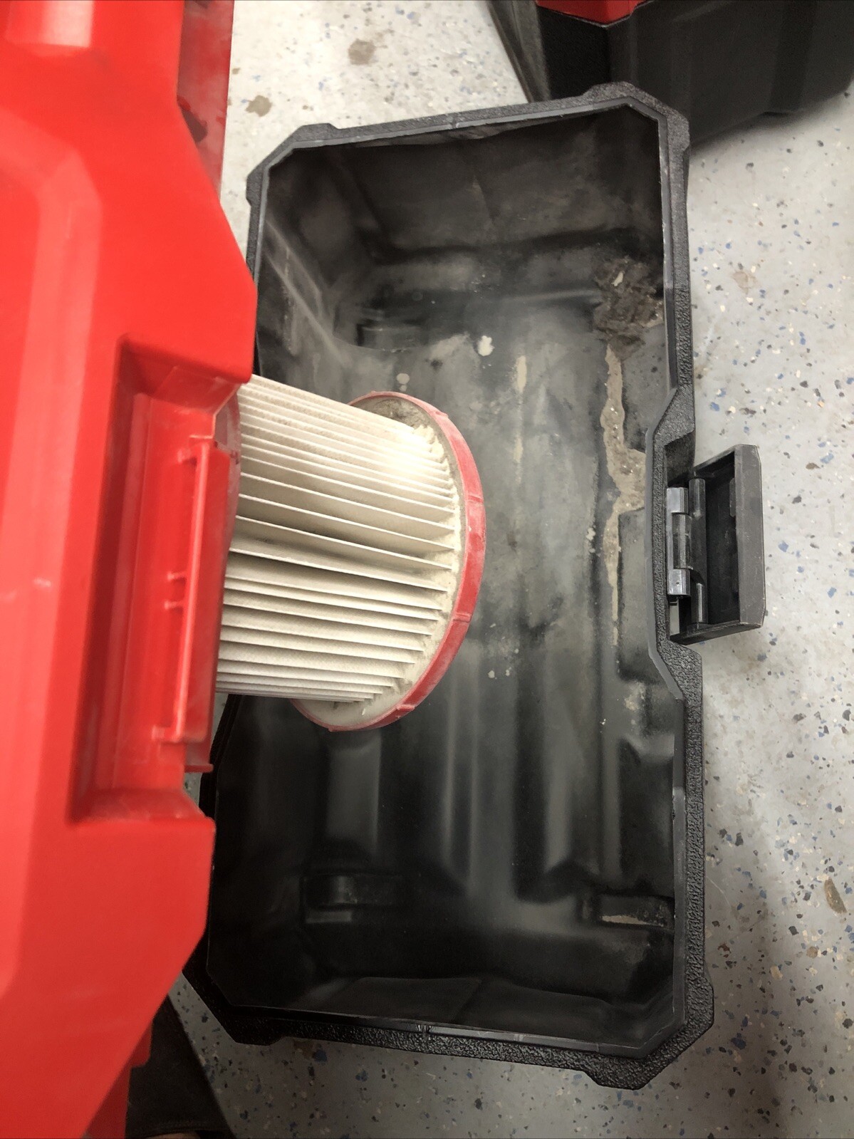Milwaukee 0880-20 Wet/Dry Vacuum Cleaner