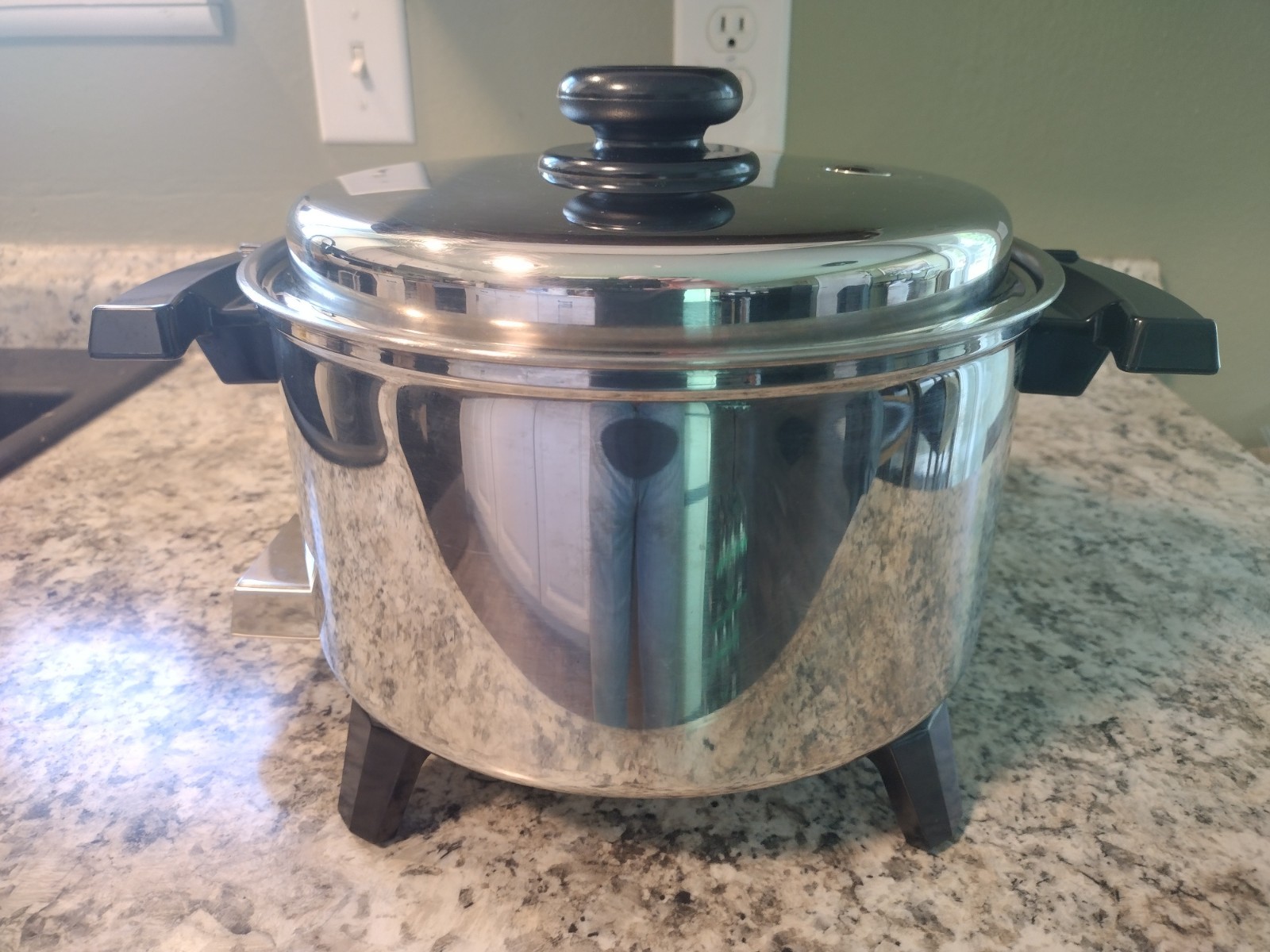 SALADMASTER T-304 SURGICAL STAINLESS STEEL 5 QT OIL CORE SLOW COOKER SA005OCU