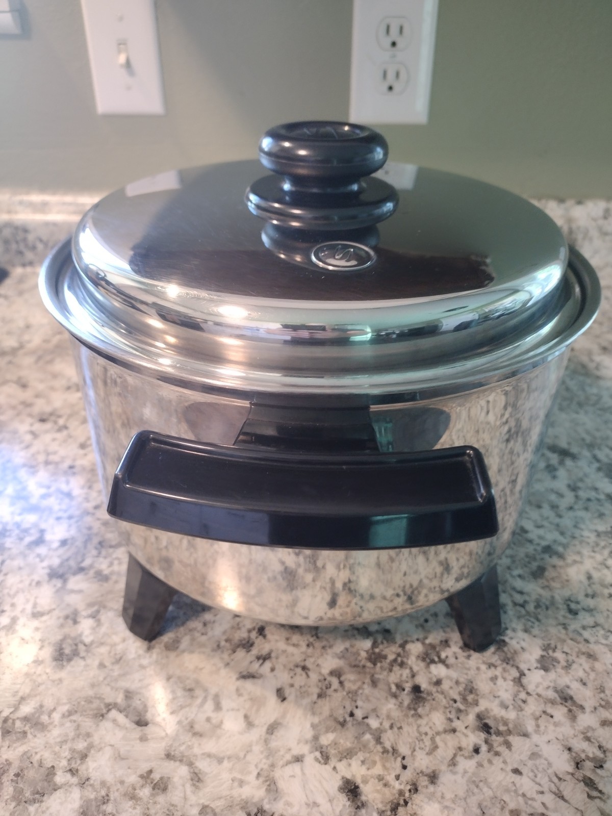 SALADMASTER T-304 SURGICAL STAINLESS STEEL 5 QT OIL CORE SLOW COOKER SA005OCU