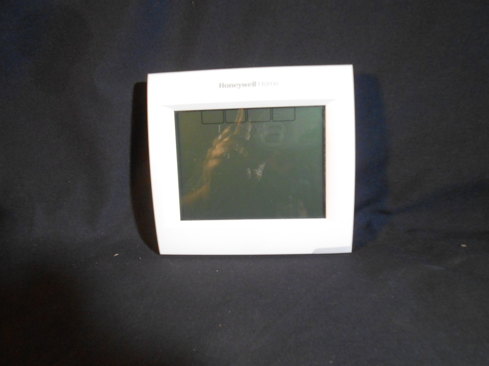 Honeywell VisionPRO 8000 Wi-Fi Programmable Thermostat Touch Screen TH8321WF1001
