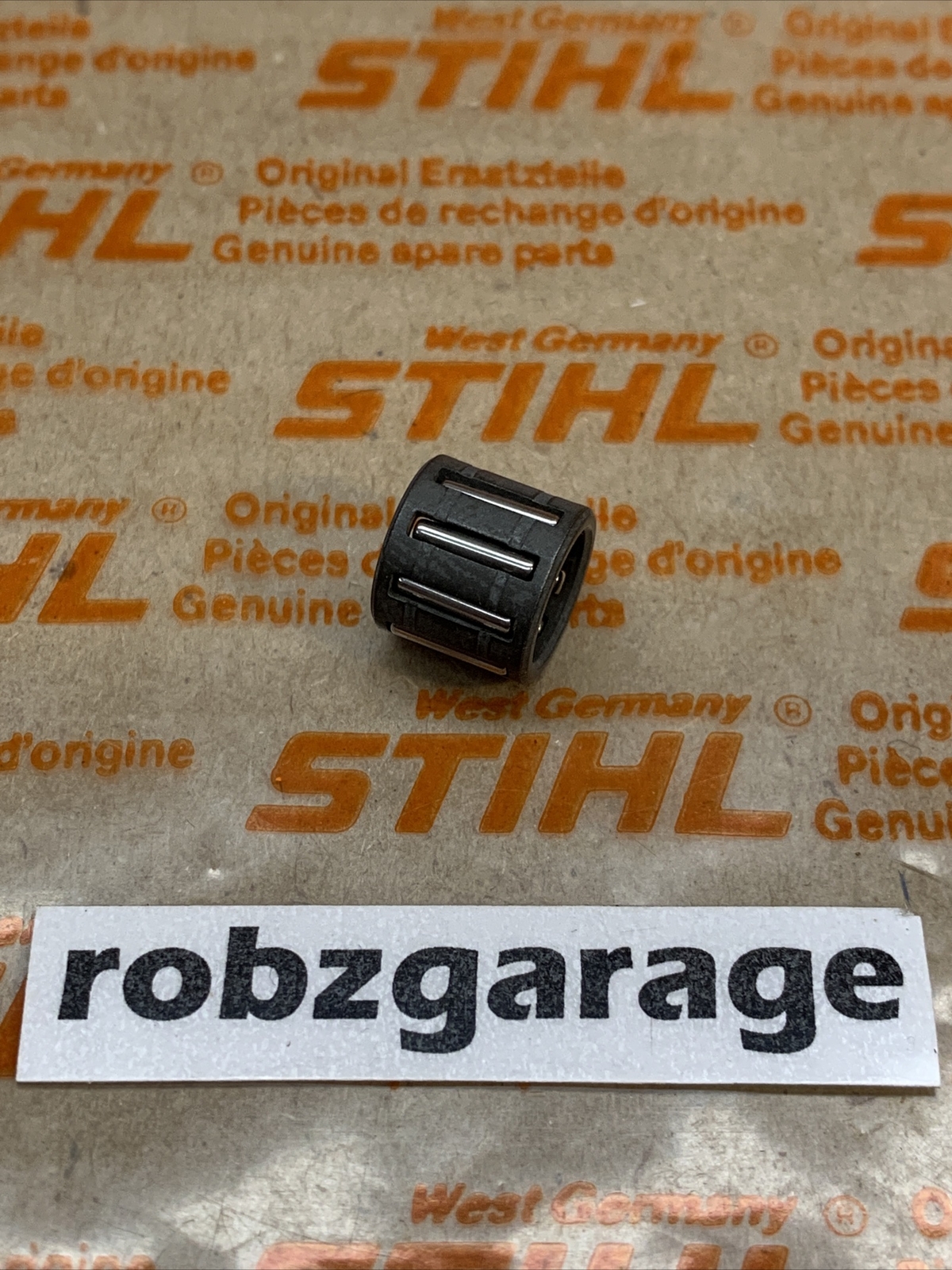 OEM STIHL FC75 FC85 FS75 FS80 FS85 KM85 HT75 NEEDLE BEARING 9512 003 1830 B62