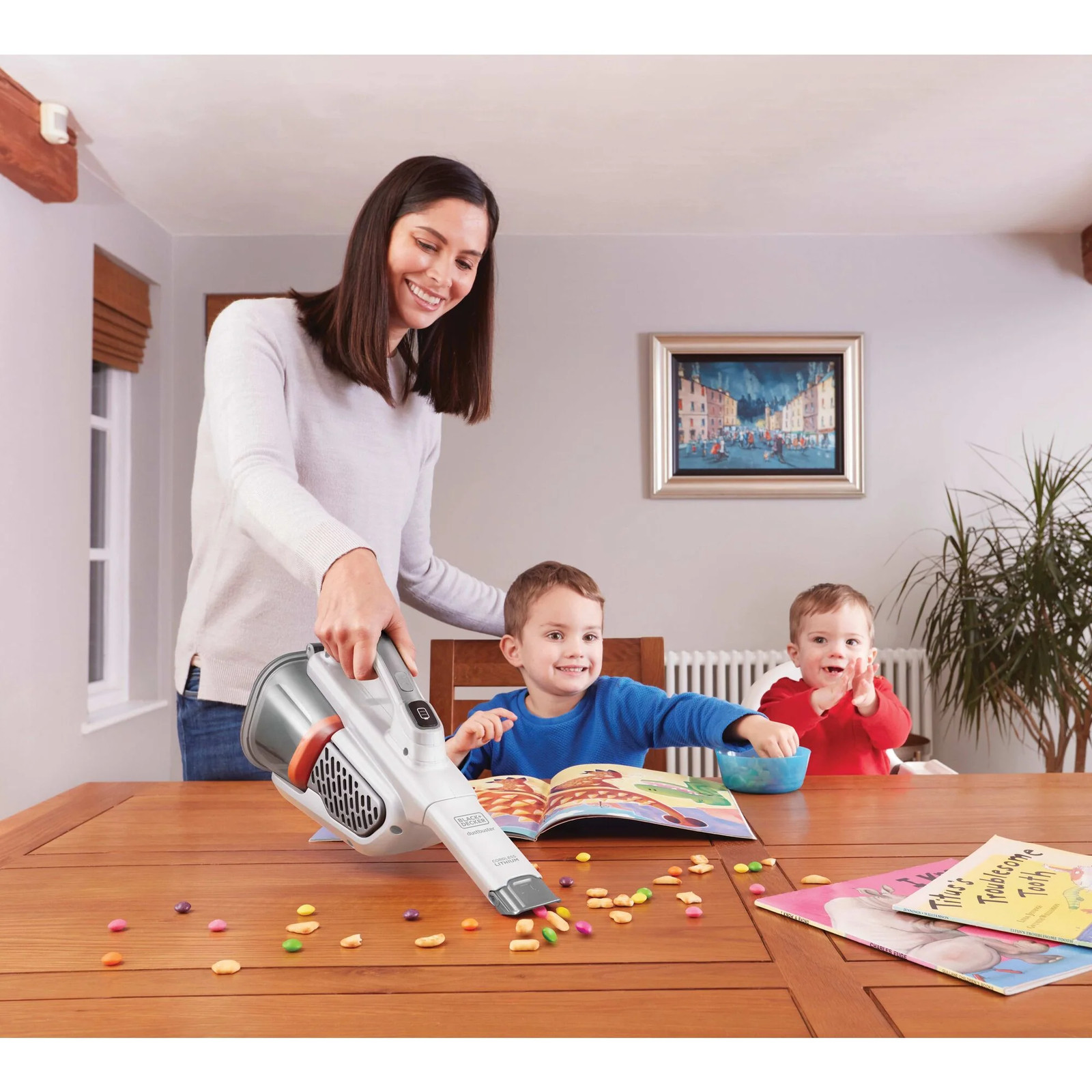 12v Max* Dustbuster(R) Advancedclean+(TM) Cordless Hand Vacuum – HHVK320J10