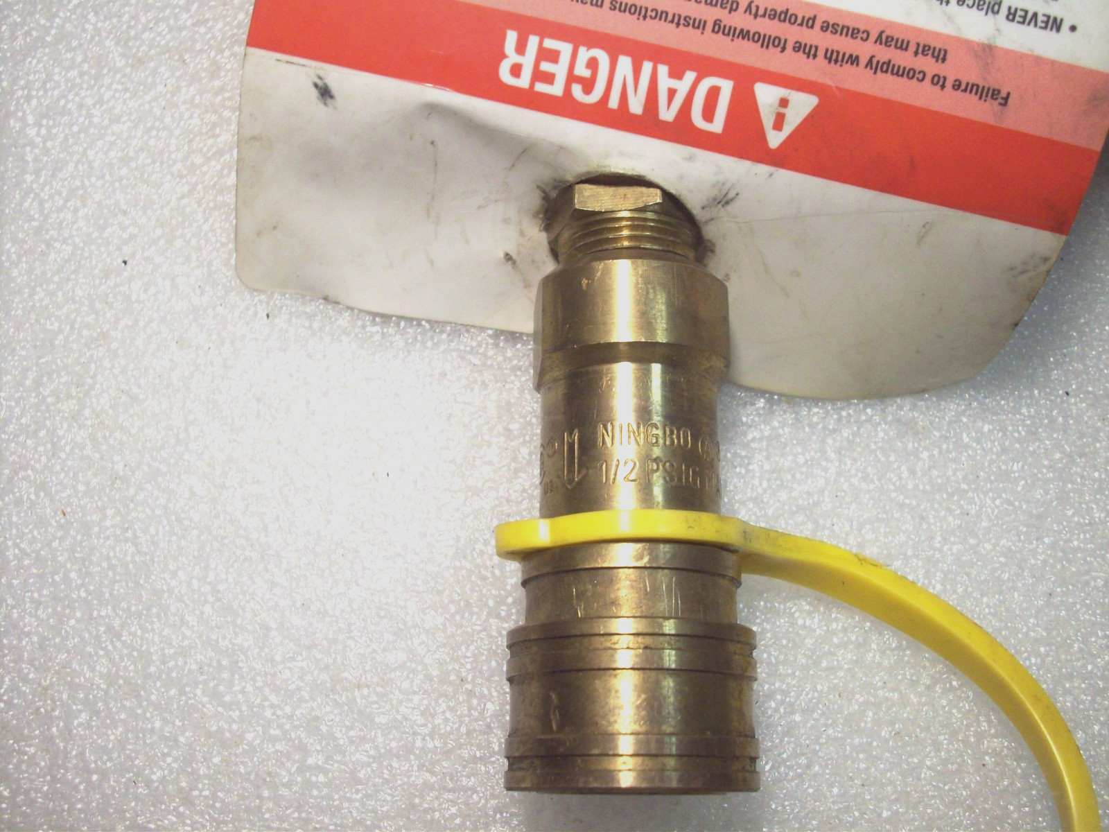 6-1/2 ft Hose Two Stage Propane Regulator with Quick Coupler LP Propane RT812-IQ
