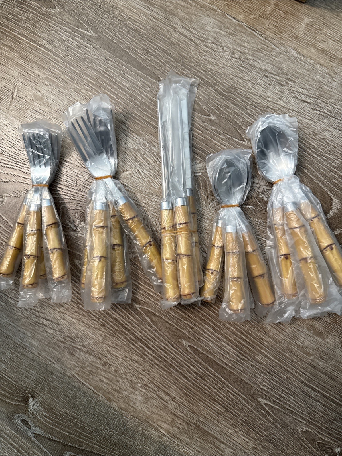 Cambridge 20 pc Faux Bamboo Plastic/Stainless Flatware 5pc place setting x 4
