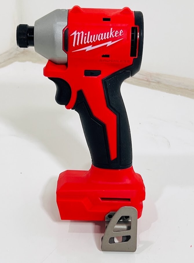 Milwaukee 3650-20 M18 Brushless 1/4″ Hex Impact Driver***Tool Only***