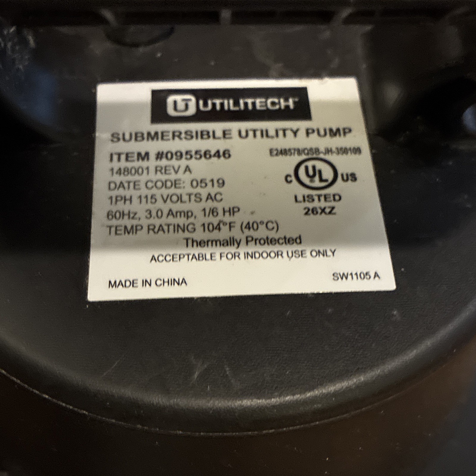 Utilitech Submersible Utility Pump 0955646 1/6 HP 115V 60Hz 3.0A