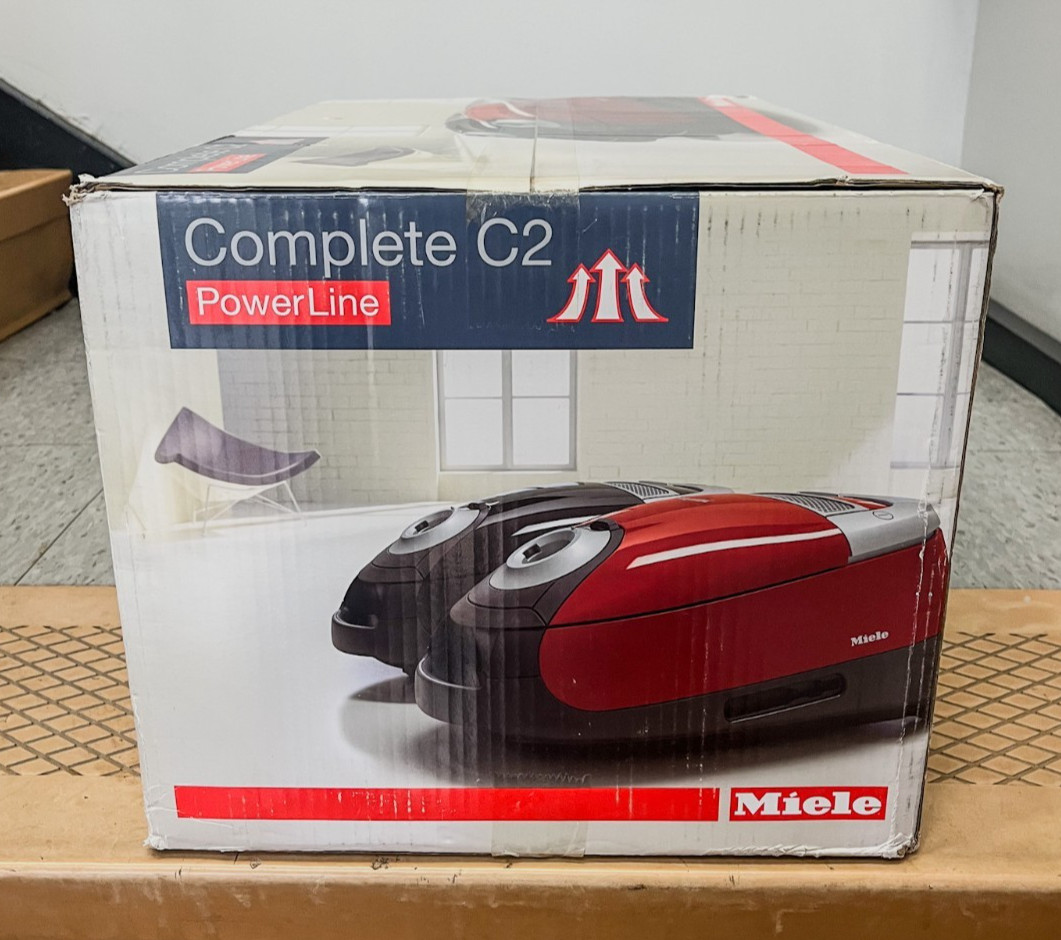 Miele Complete C2 Hardfloor Bagged Canister Vacuum Cleaner W/Rug and Floor Tool