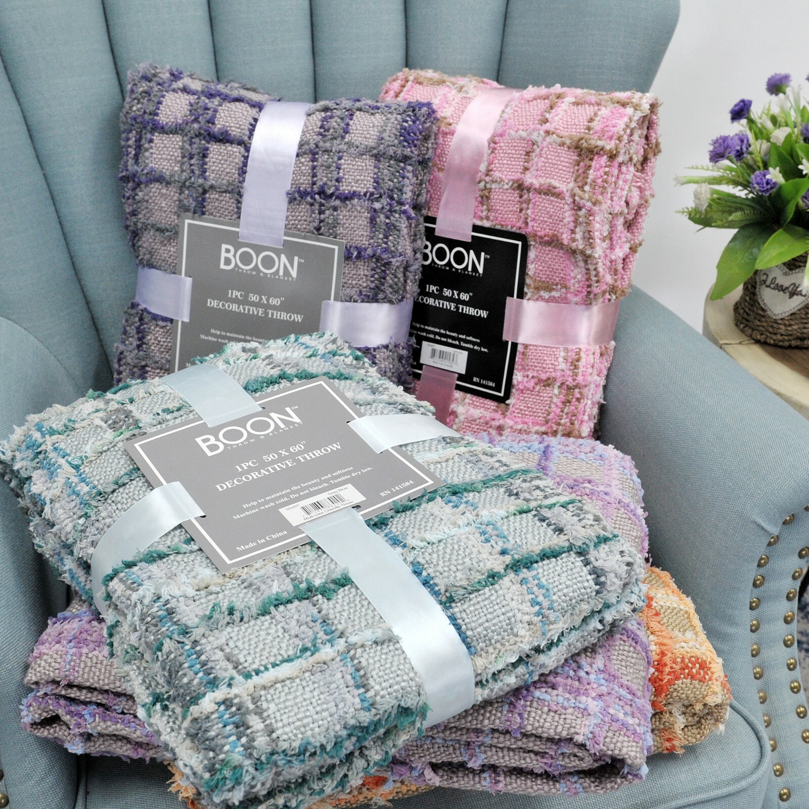 Boho Multi-Color Chenille Knitted Throw Blanket with Decorative Tassels Gift