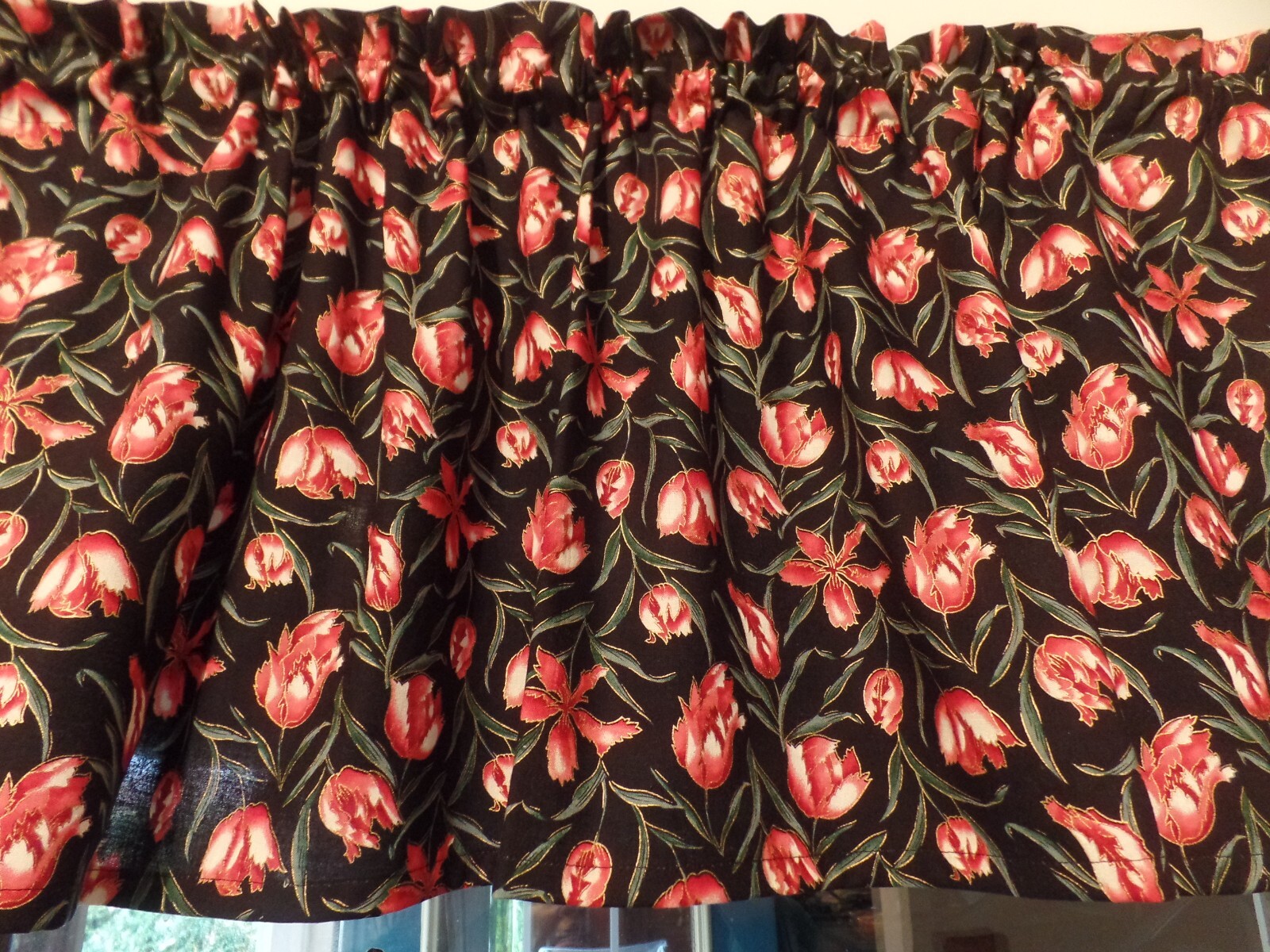 Black, Red Tulips Outlined In Gold Metallic, Handmade Window VALANCE,42″ x 16″