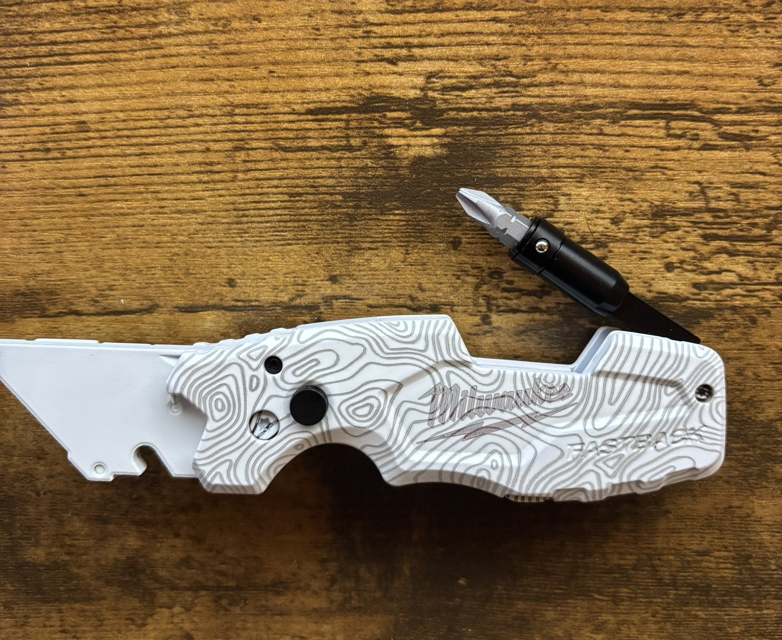 Milwaukee 6in1 Folding Utility Knife Press Custom Cerakote White topo