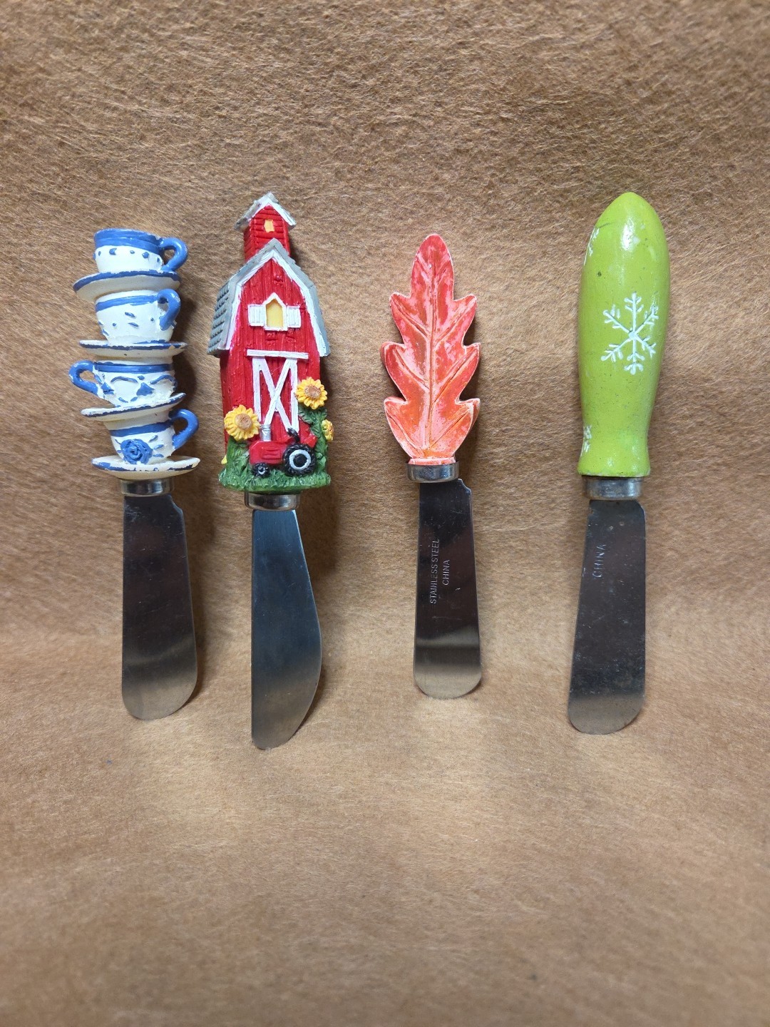 Lot Of 4 Cheese Butter Knives Spreaders Spring Summer Fall Winter Seasons